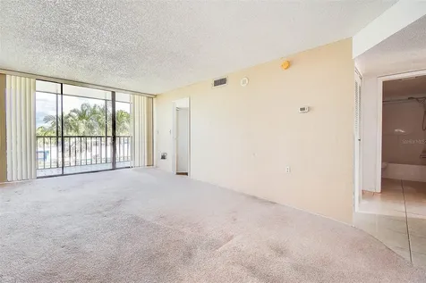1000 Cove Cay Drive Clearwater FL 33760