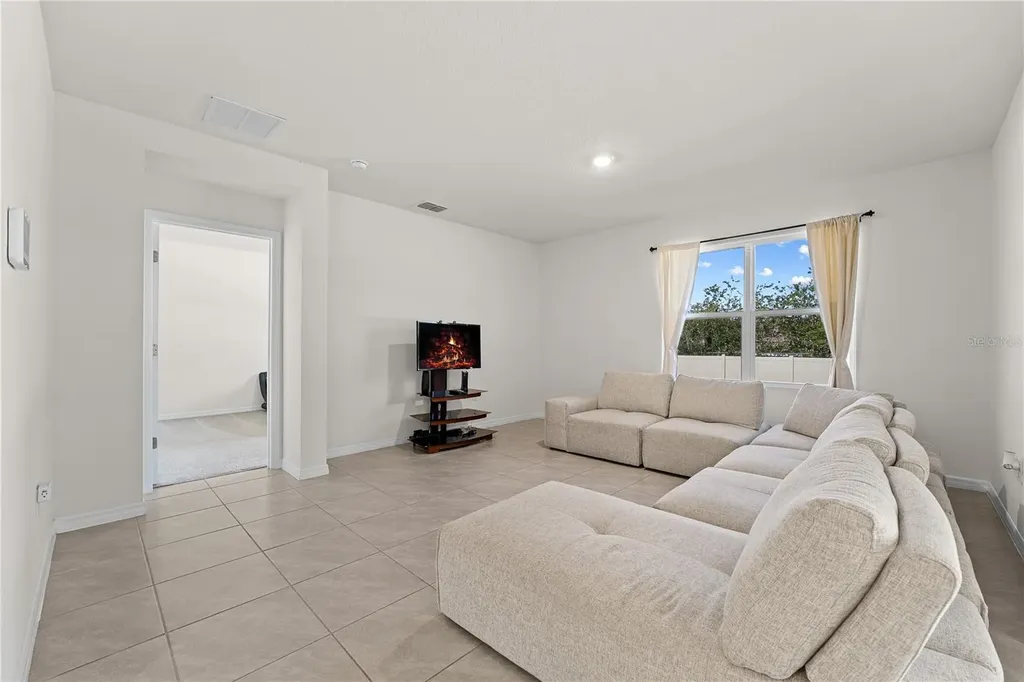 571 Tanaro Lane Haines City FL 33844