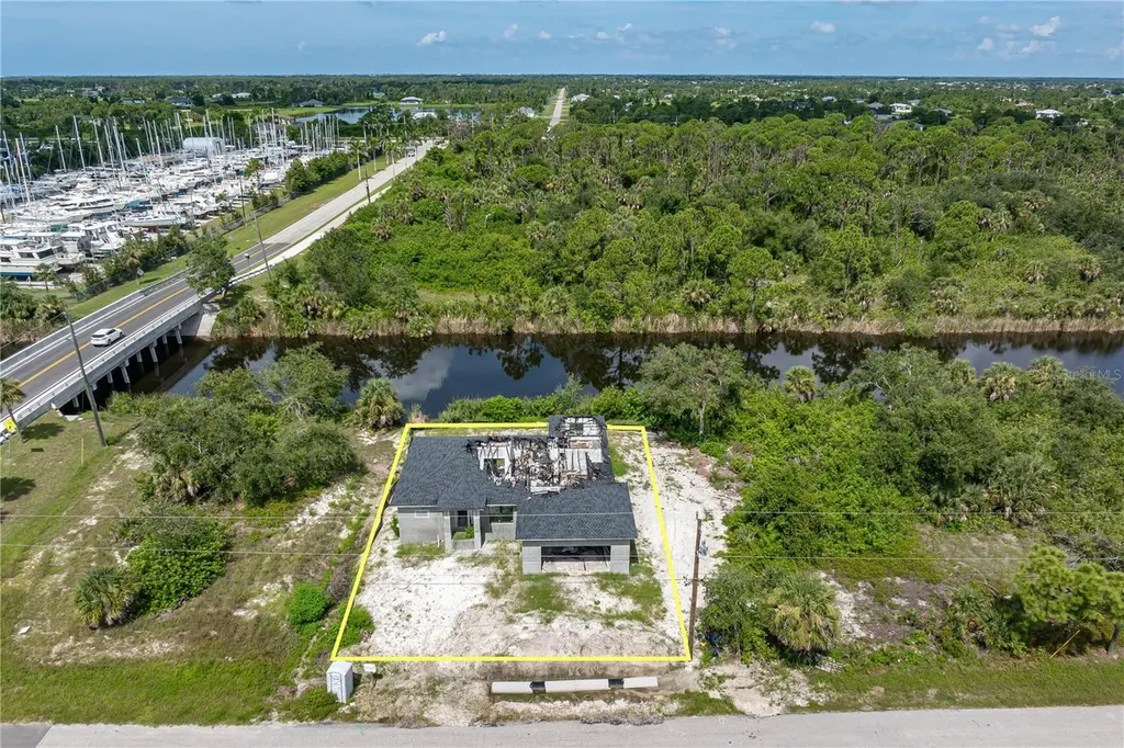 10303 Redondo Street Port Charlotte FL 33981