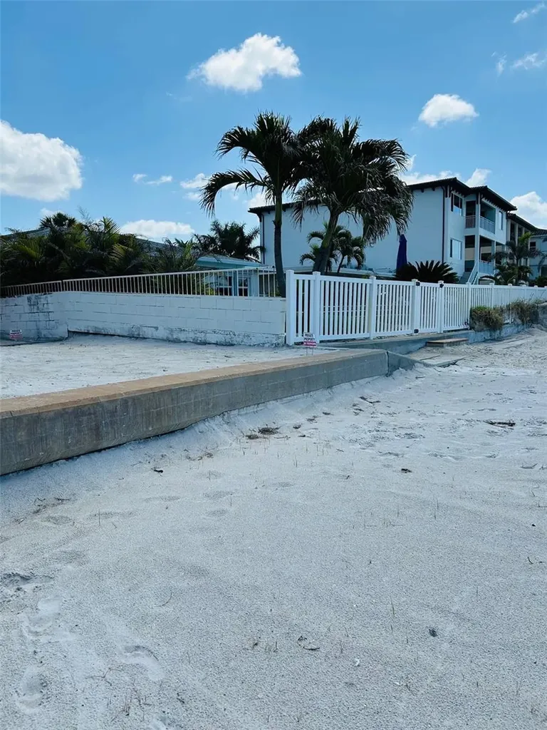 18218 Sunset Boulevard St Petersburg FL 33708