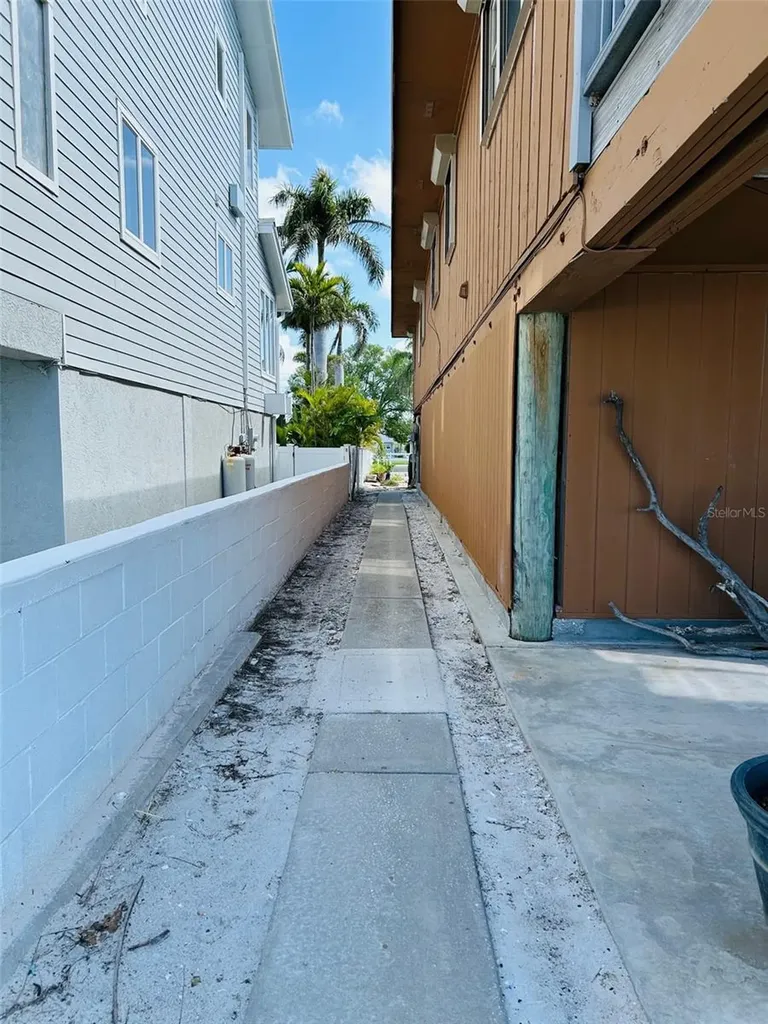 18218 Sunset Boulevard St Petersburg FL 33708