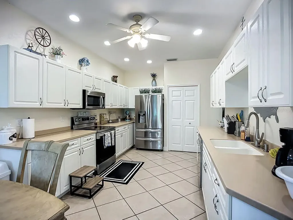 394 Sunset Road N Rotonda West FL 33947