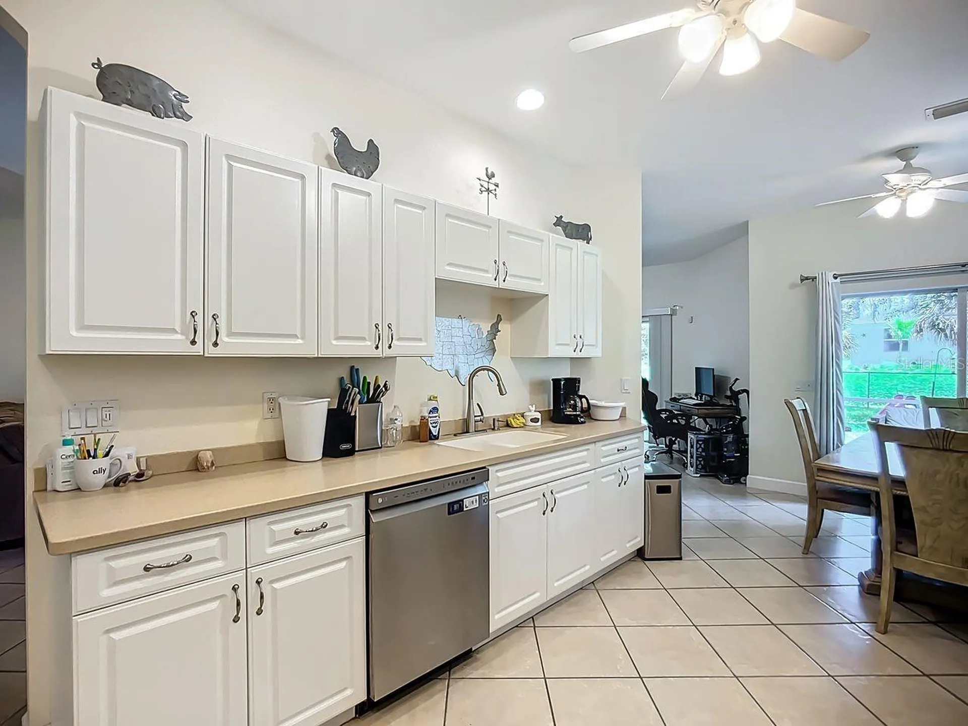 394 Sunset Road N Rotonda West FL 33947