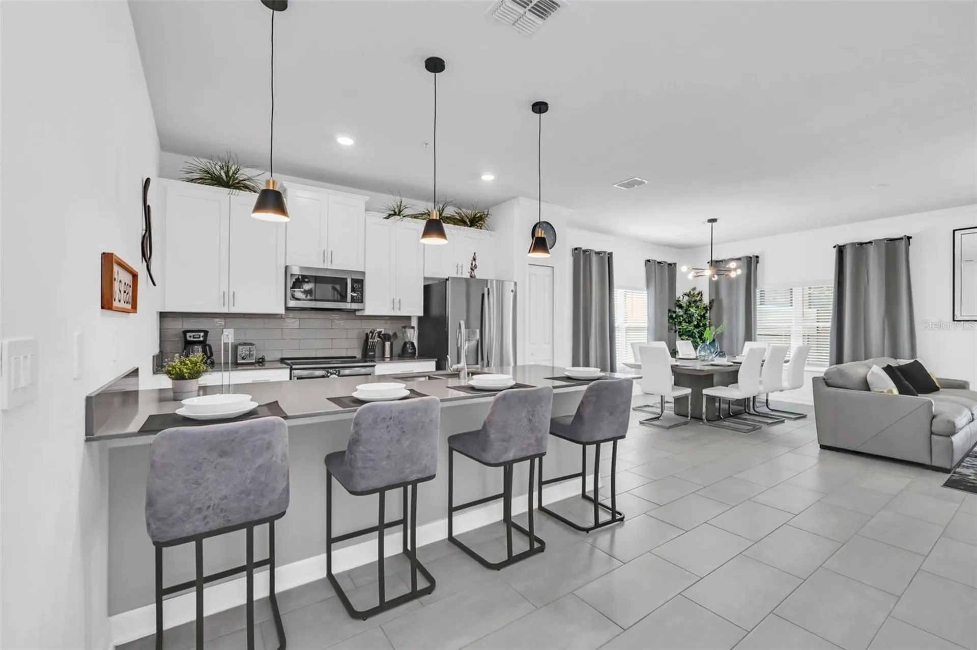 2529 Reading Trail Kissimmee FL 34746