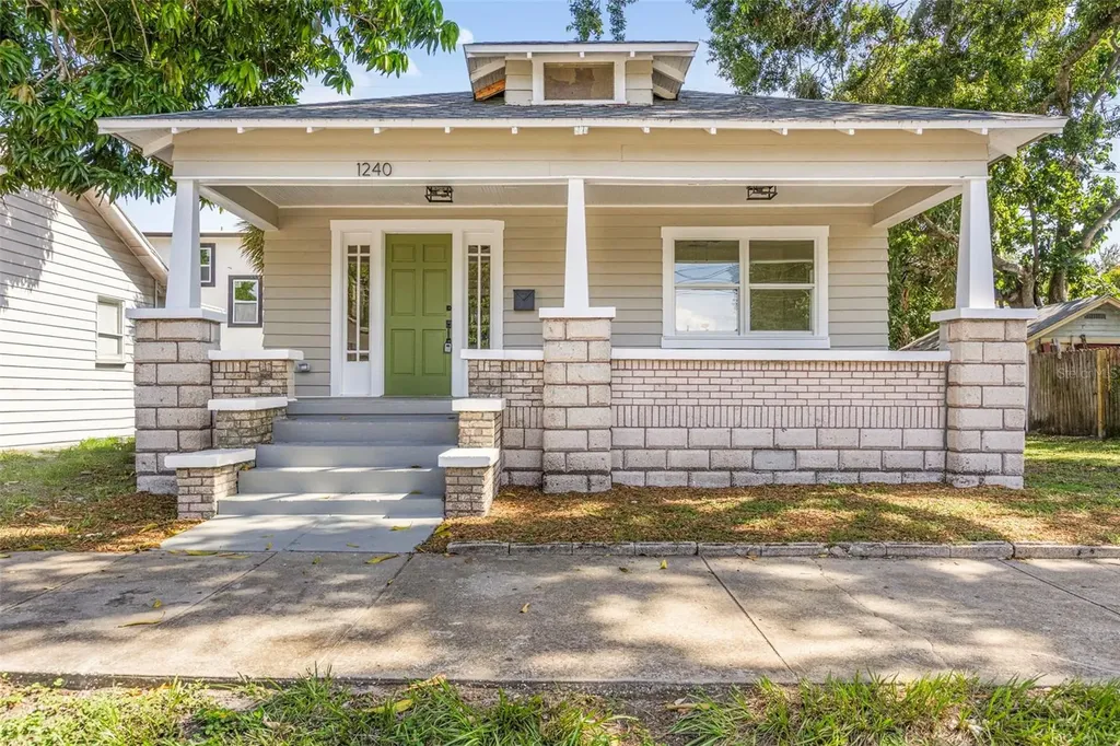 1240 James Avenue S St Petersburg FL 33705