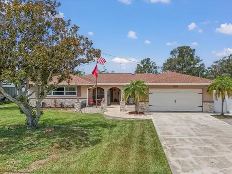 9576 Oakhurst Road Seminole FL 33776