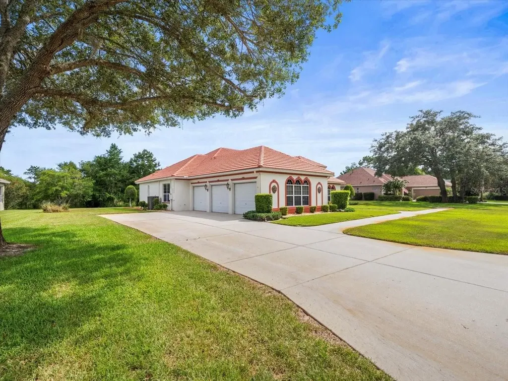 8698 Mississippi Run Weeki Wachee FL 34613