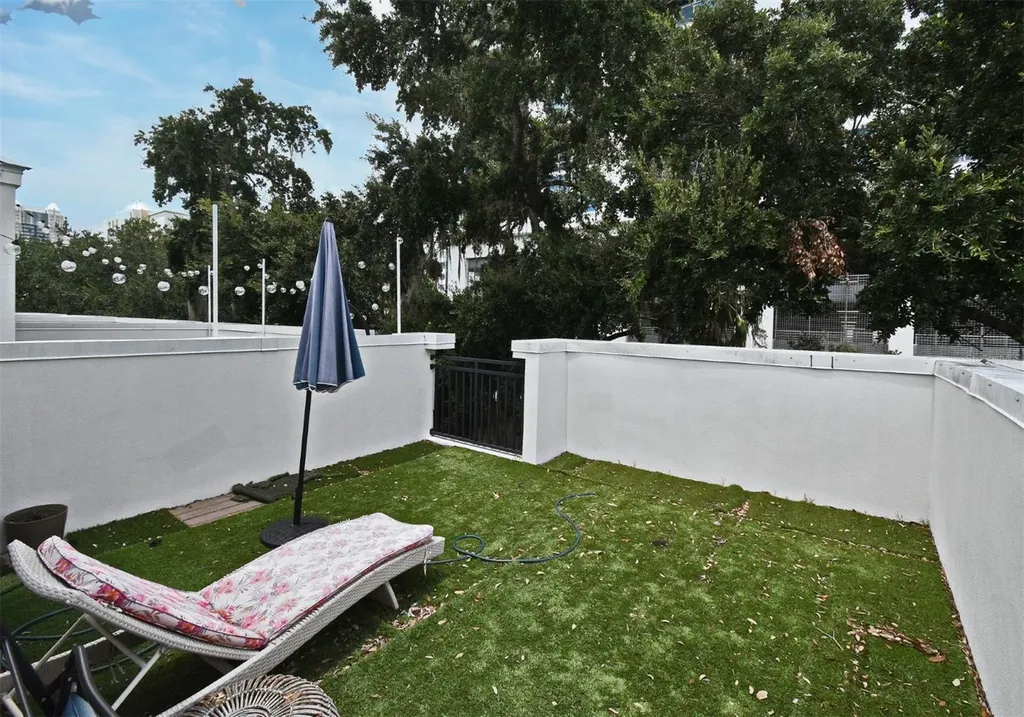 460 E Jackson Street Orlando FL 32801
