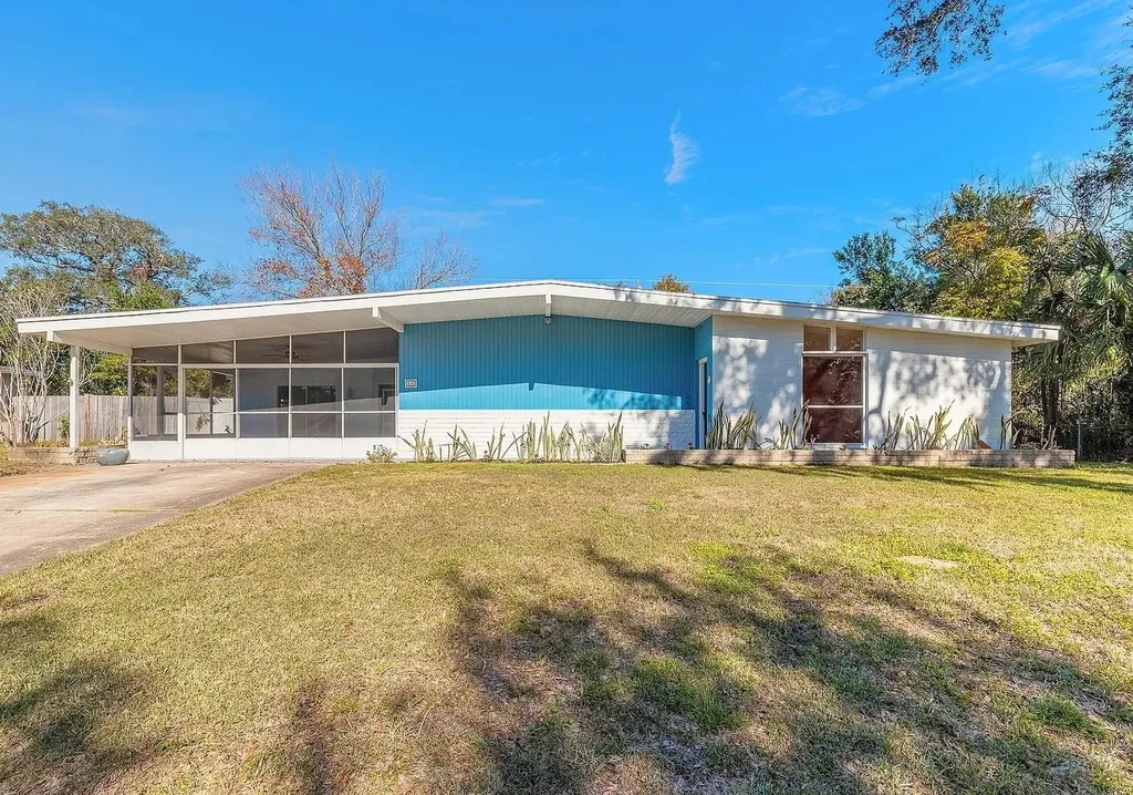 55 N Capri Drive Ormond Beach FL 32174