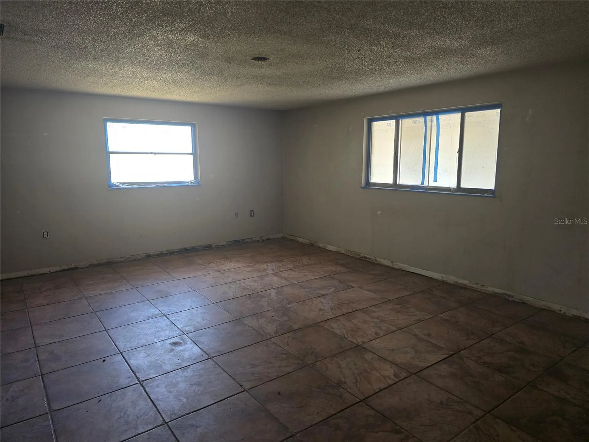 6124 11th Street Zephyrhills FL 33542
