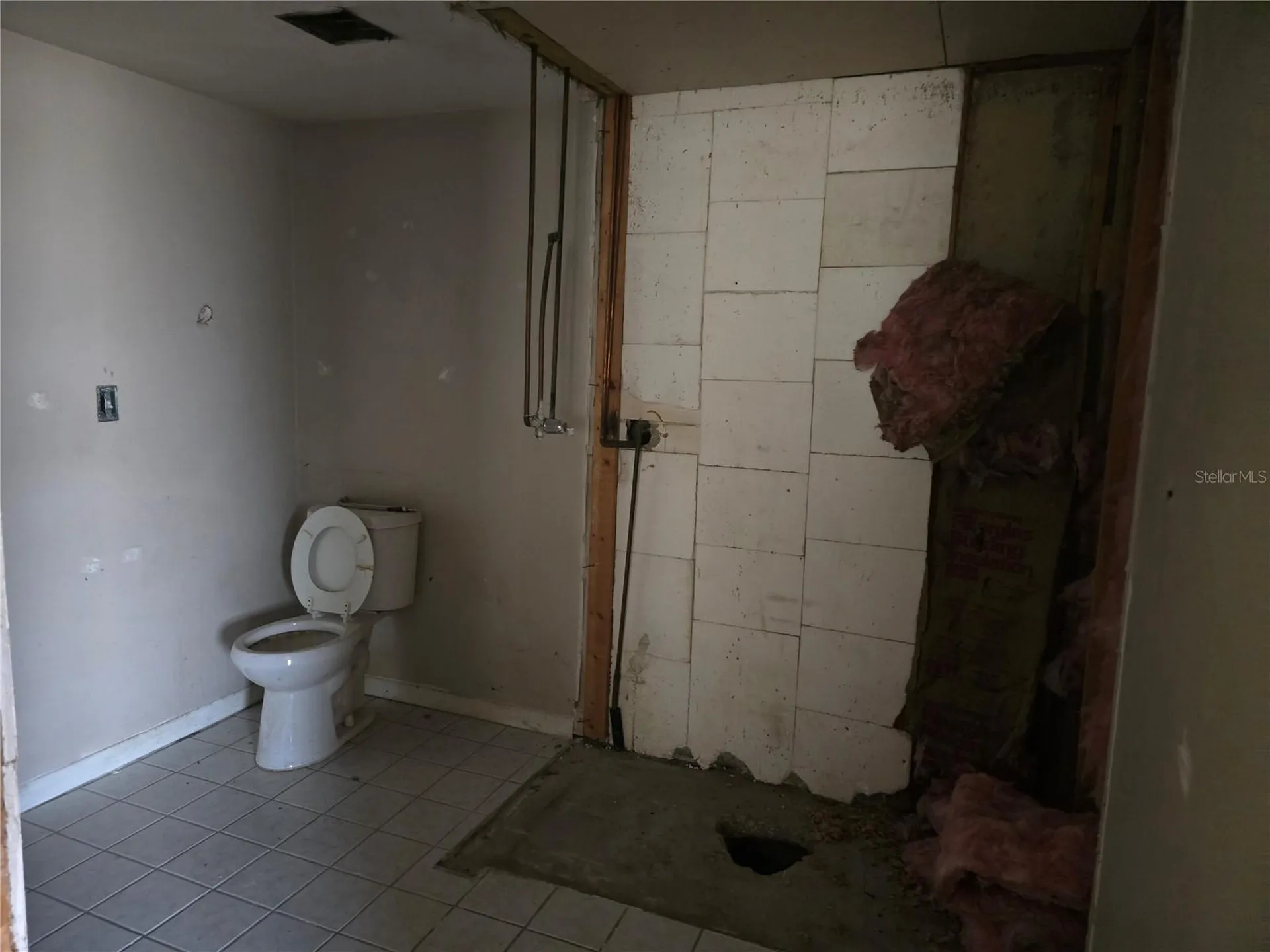6124 11th Street Zephyrhills FL 33542