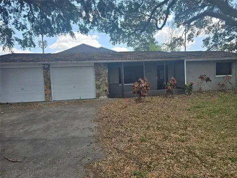 6124 11th Street Zephyrhills FL 33542