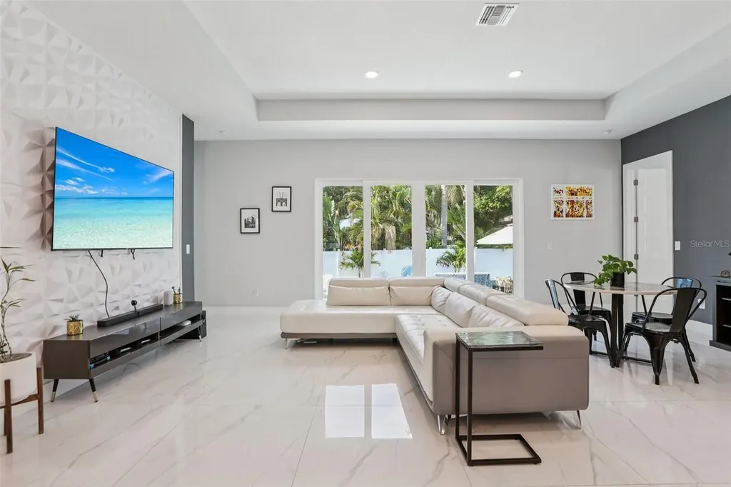 352 Mehlenbacher Road Belleair FL 33756