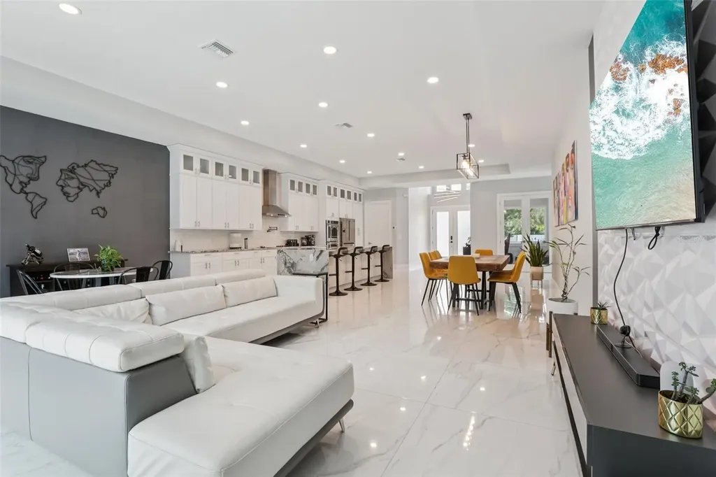 352 Mehlenbacher Road Belleair FL 33756