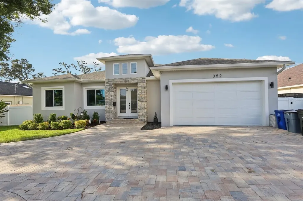 352 Mehlenbacher Road Belleair FL 33756