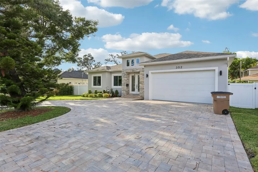 352 Mehlenbacher Road Belleair FL 33756