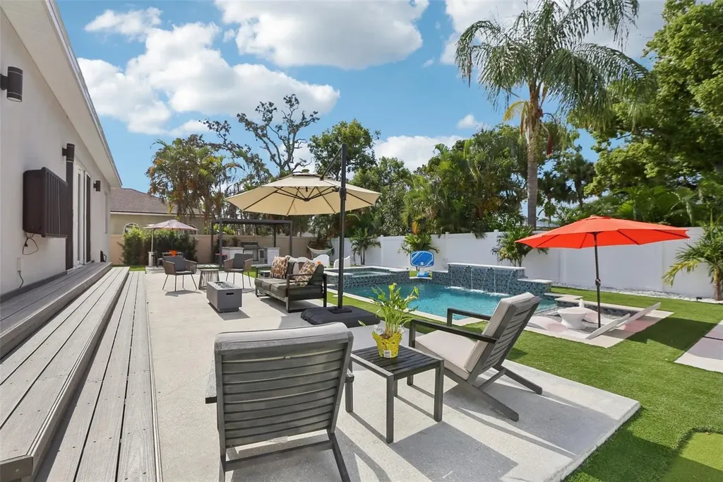 352 Mehlenbacher Road Belleair FL 33756