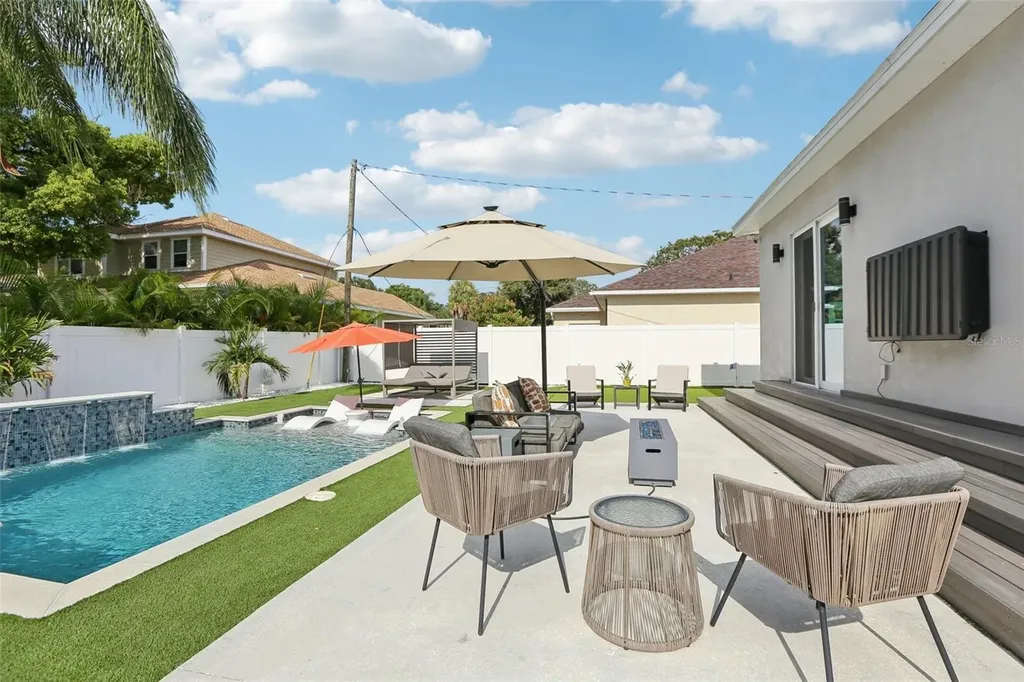 352 Mehlenbacher Road Belleair FL 33756