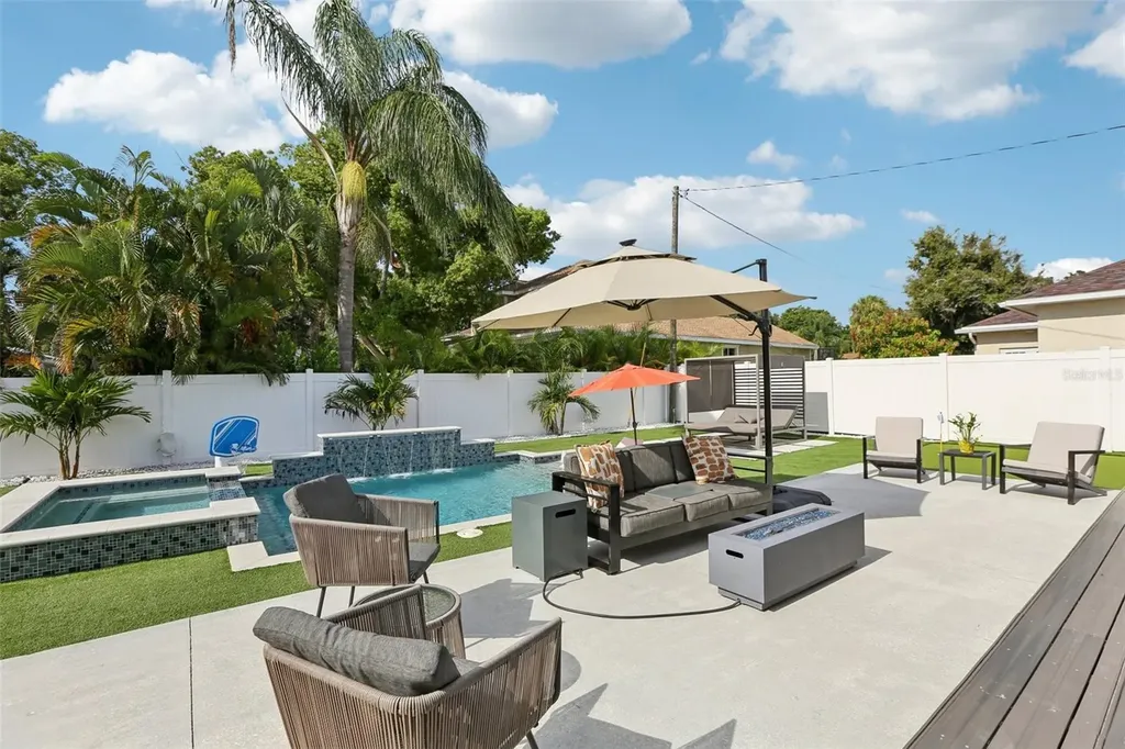 352 Mehlenbacher Road Belleair FL 33756