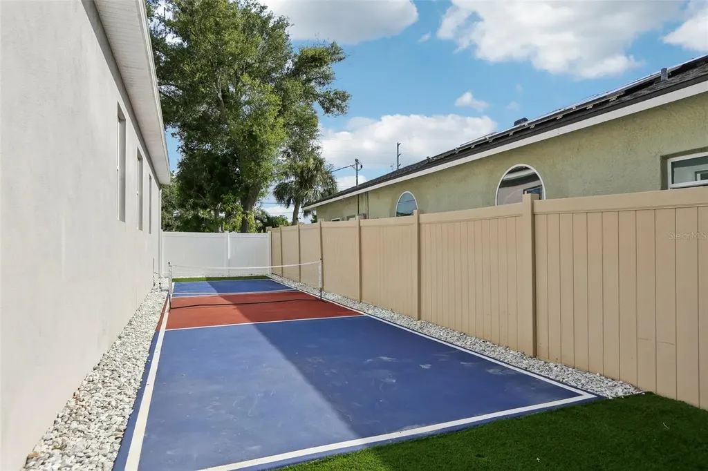 352 Mehlenbacher Road Belleair FL 33756