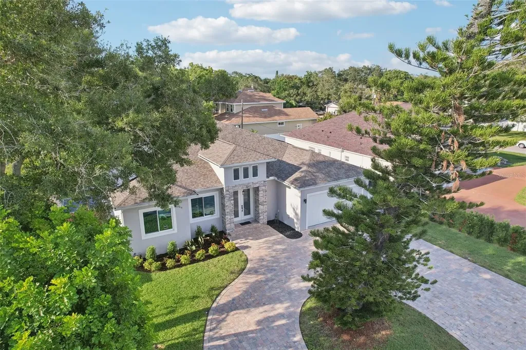 352 Mehlenbacher Road Belleair FL 33756