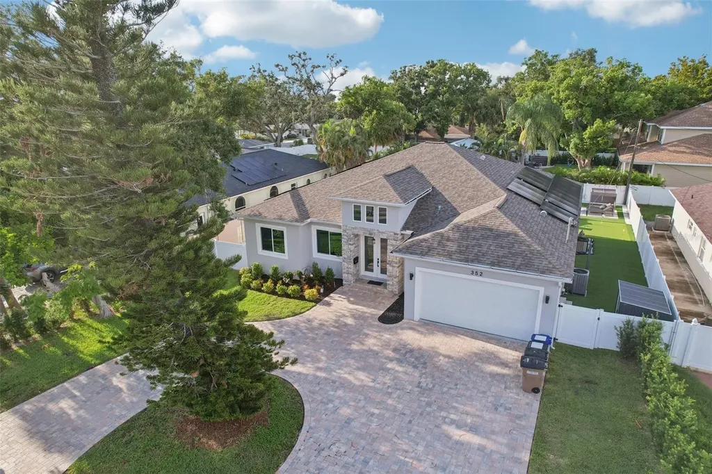 352 Mehlenbacher Road Belleair FL 33756