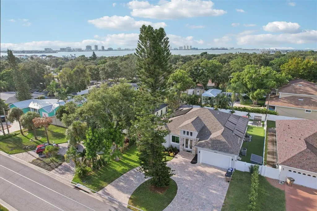 352 Mehlenbacher Road Belleair FL 33756