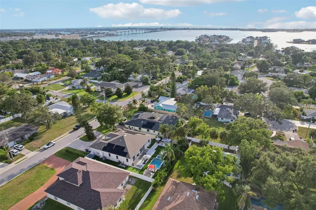 352 Mehlenbacher Road Belleair FL 33756