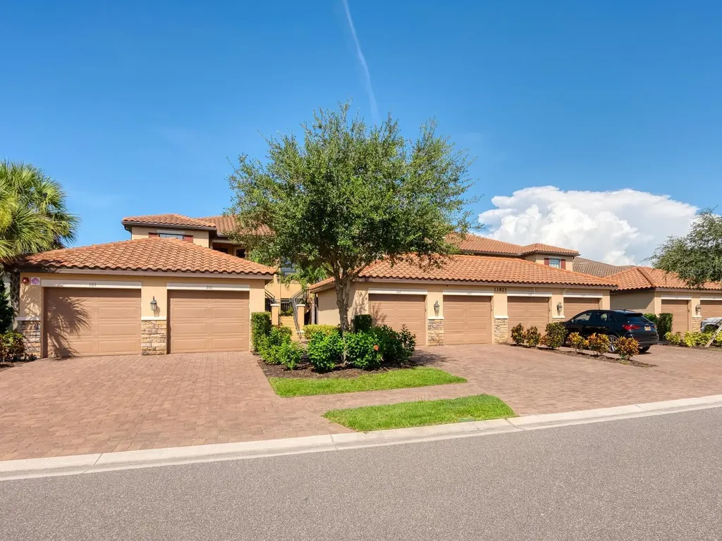 13823 Messina Loop Lakewood Ranch FL 34211
