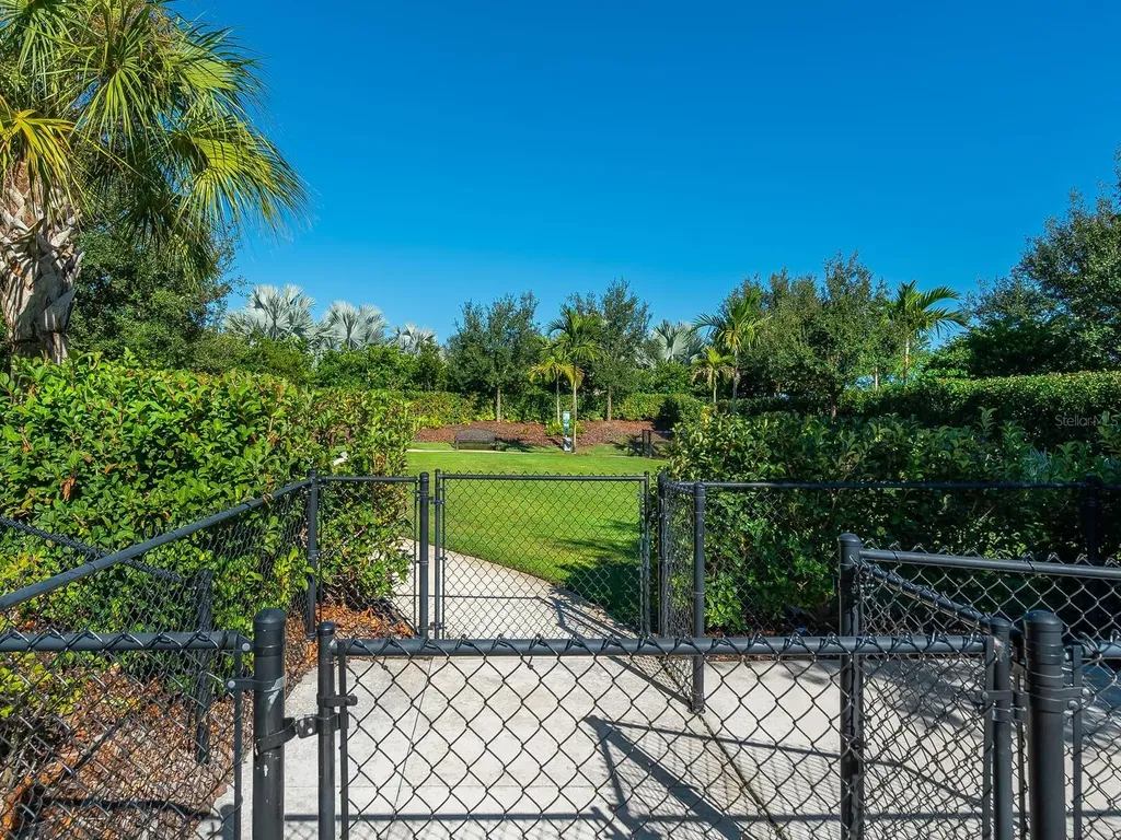 13823 Messina Loop Lakewood Ranch FL 34211