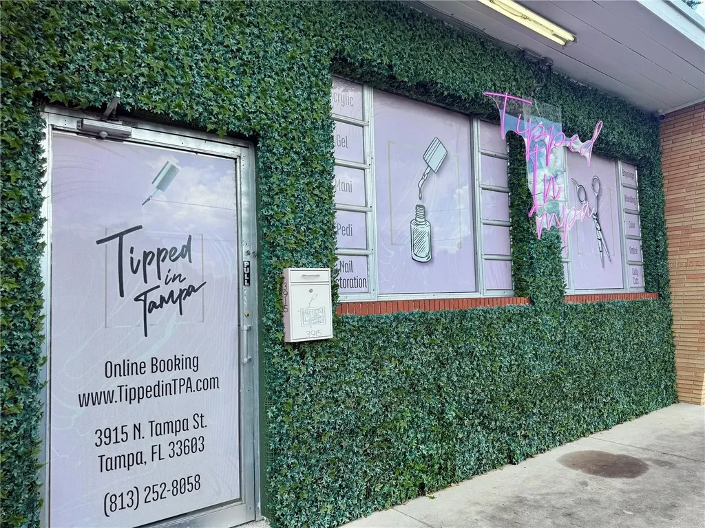 3915 N Tampa Street Tampa FL 33603