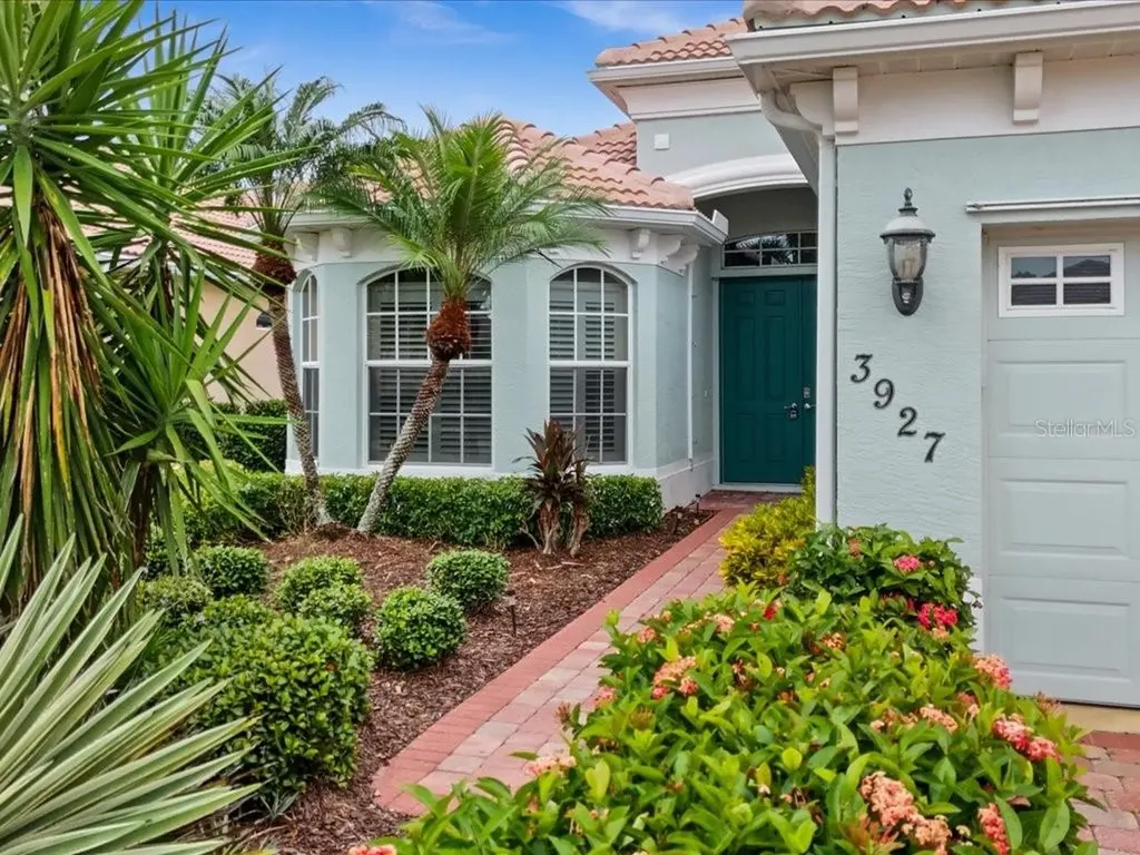 3927 Whispering Oaks Drive North Port FL 34287