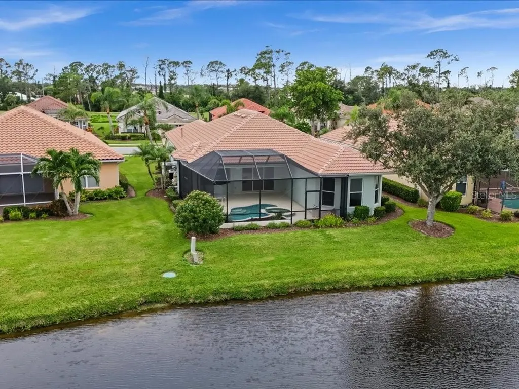 3927 Whispering Oaks Drive North Port FL 34287