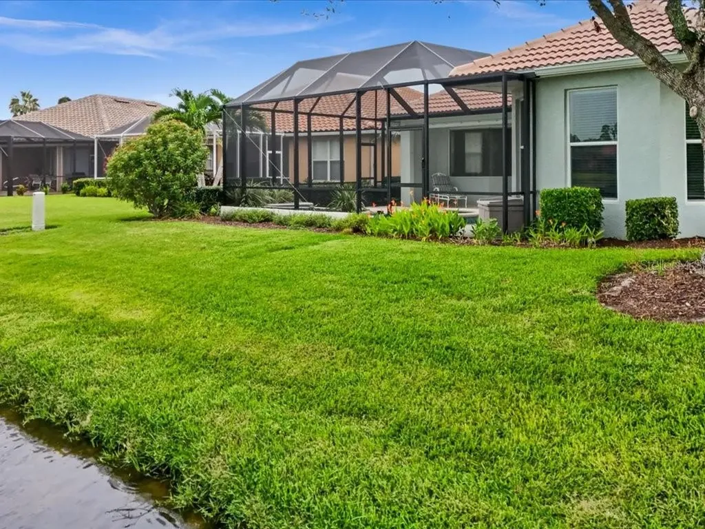 3927 Whispering Oaks Drive North Port FL 34287
