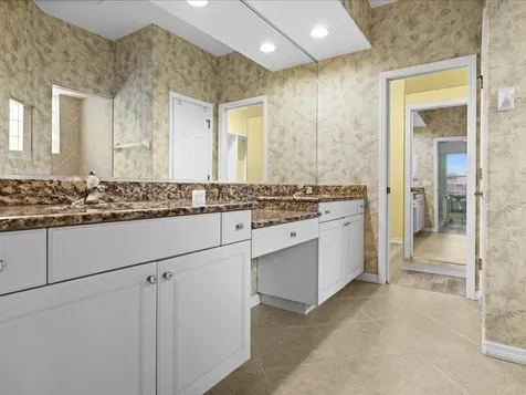 3927 Whispering Oaks Drive North Port FL 34287