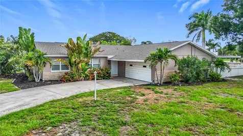 10701 Donbrese Avenue Tampa FL 33615