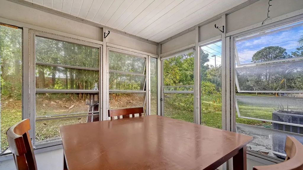4130 Heron Way Bradenton FL 34205