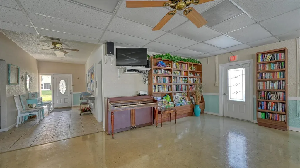 4130 Heron Way Bradenton FL 34205