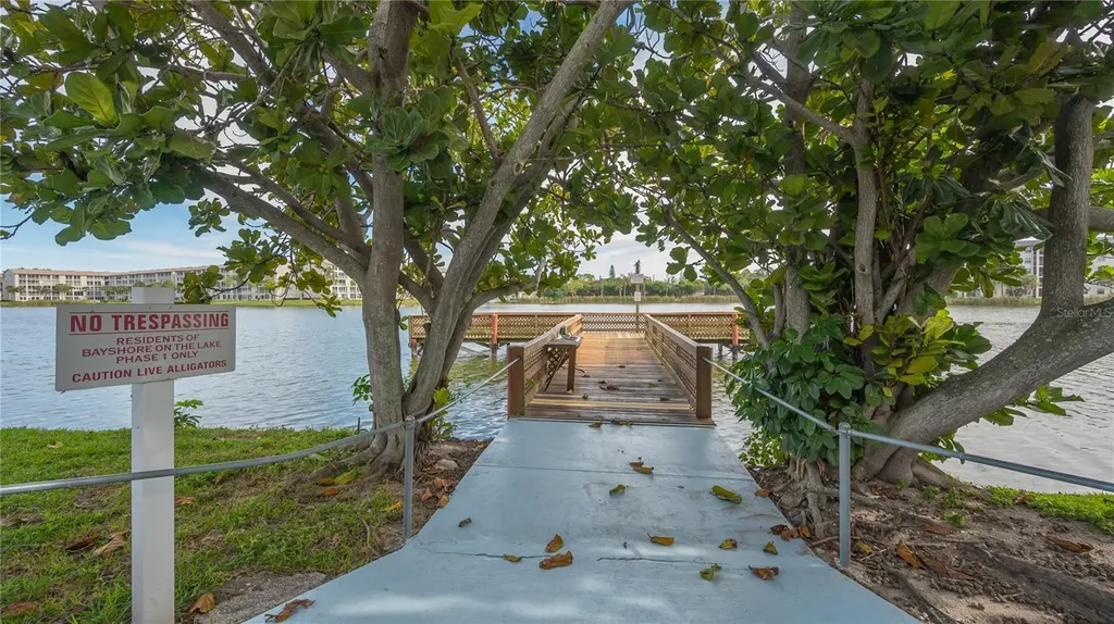 4130 Heron Way Bradenton FL 34205