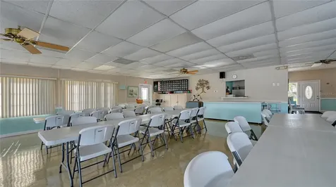 4130 Heron Way Bradenton FL 34205