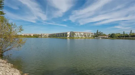 4130 Heron Way Bradenton FL 34205