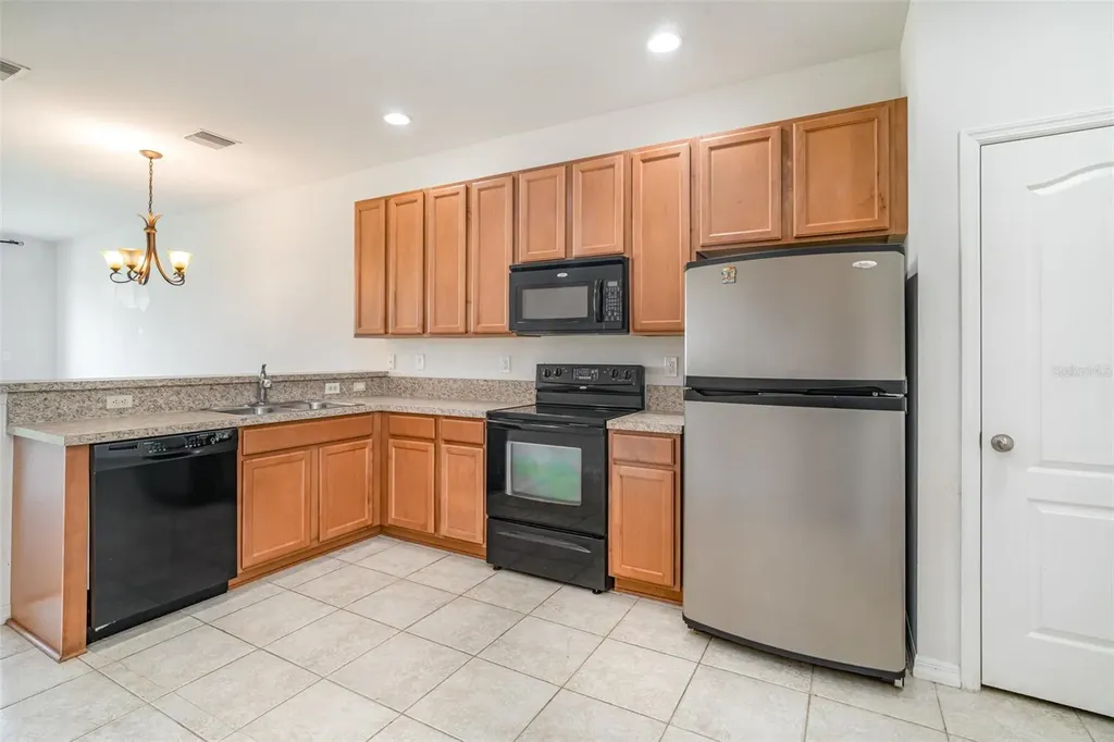 1984 Hawks View Drive Ruskin FL 33570