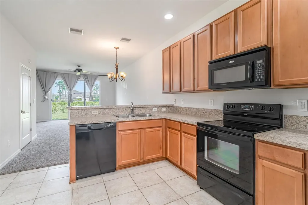 1984 Hawks View Drive Ruskin FL 33570