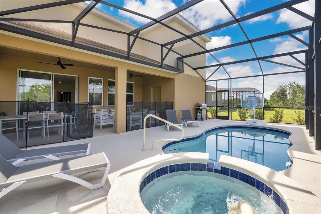 7699 Oakmoss Loop Davenport FL 33837
