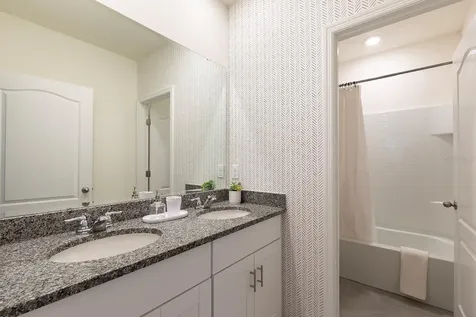 7699 Oakmoss Loop Davenport FL 33837