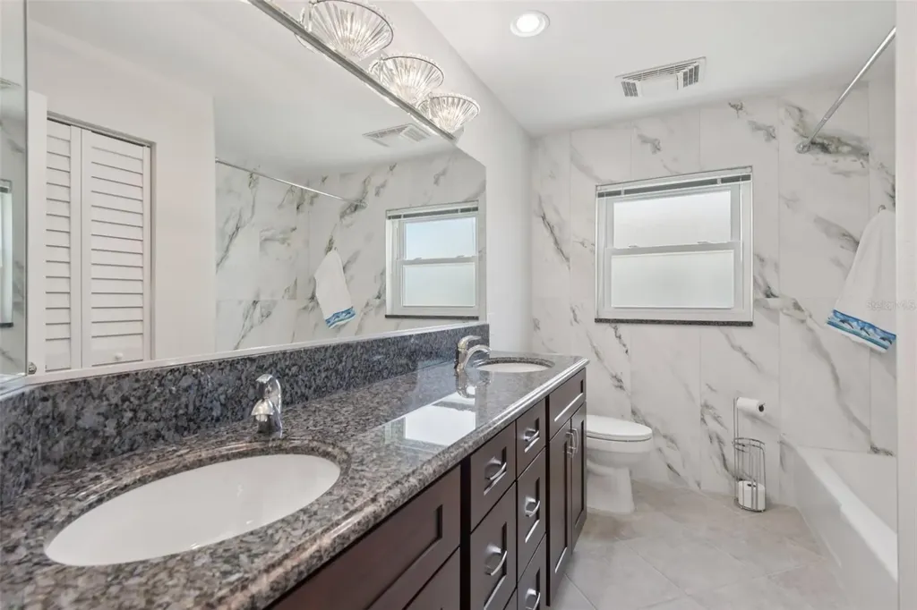 6516 Bimini Court Apollo Beach FL 33572