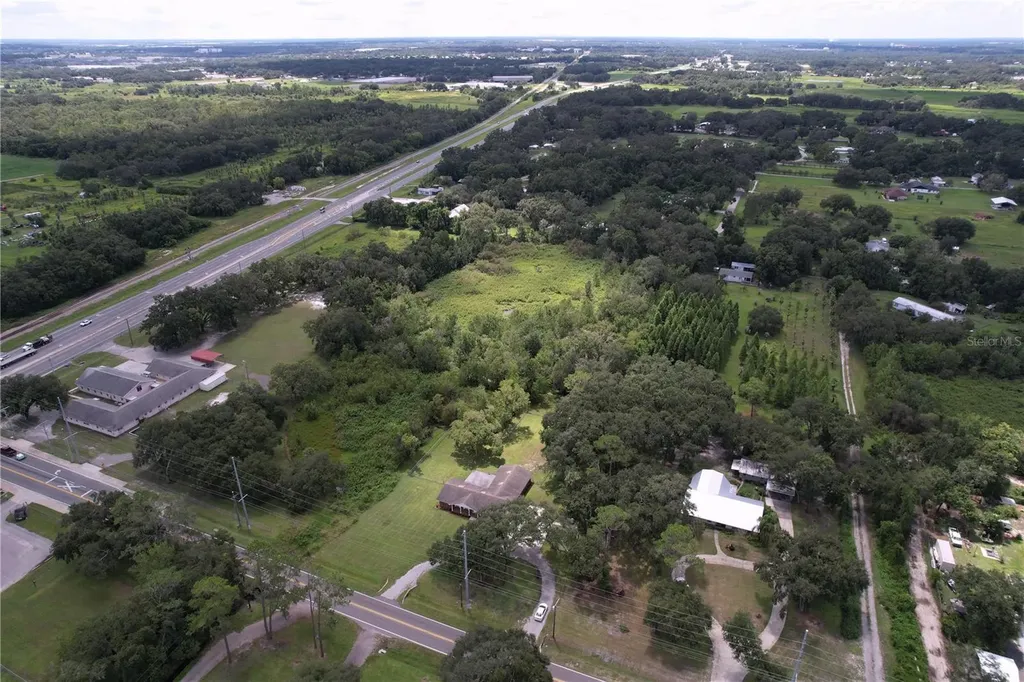 1405 Knights Griffin Road Plant City FL 33565