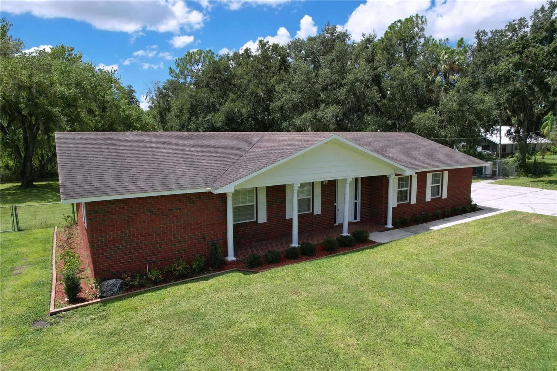 1405 Knights Griffin Road Plant City FL 33565