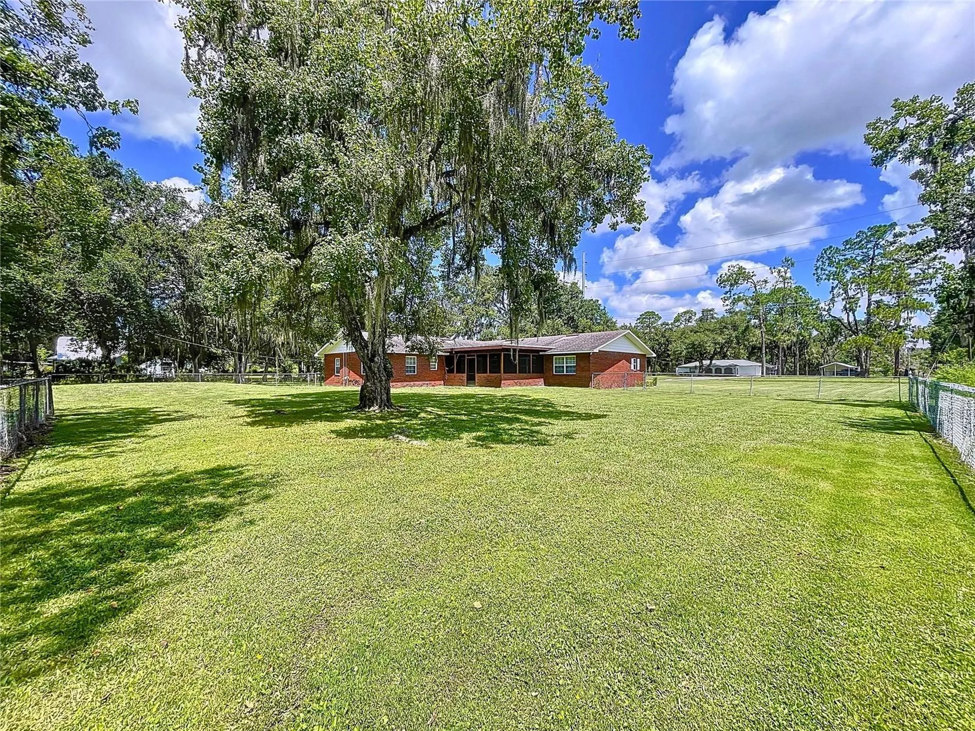 1405 Knights Griffin Road Plant City FL 33565