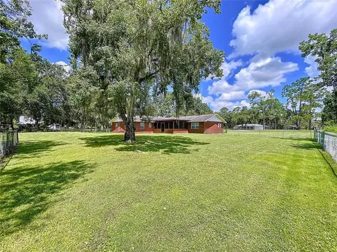 1405 Knights Griffin Road Plant City FL 33565